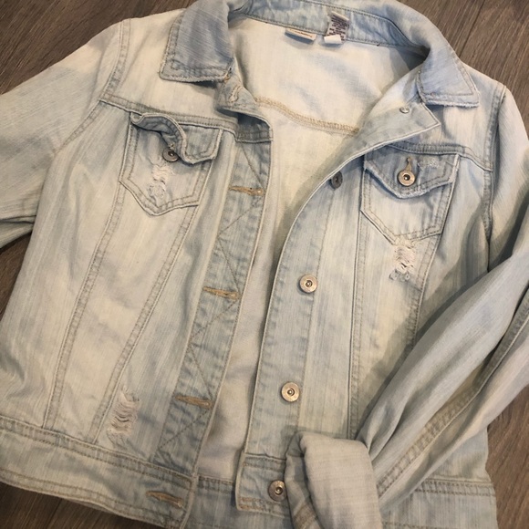 Mudd Light Wash Denim Jacket - Picture 3 of 4